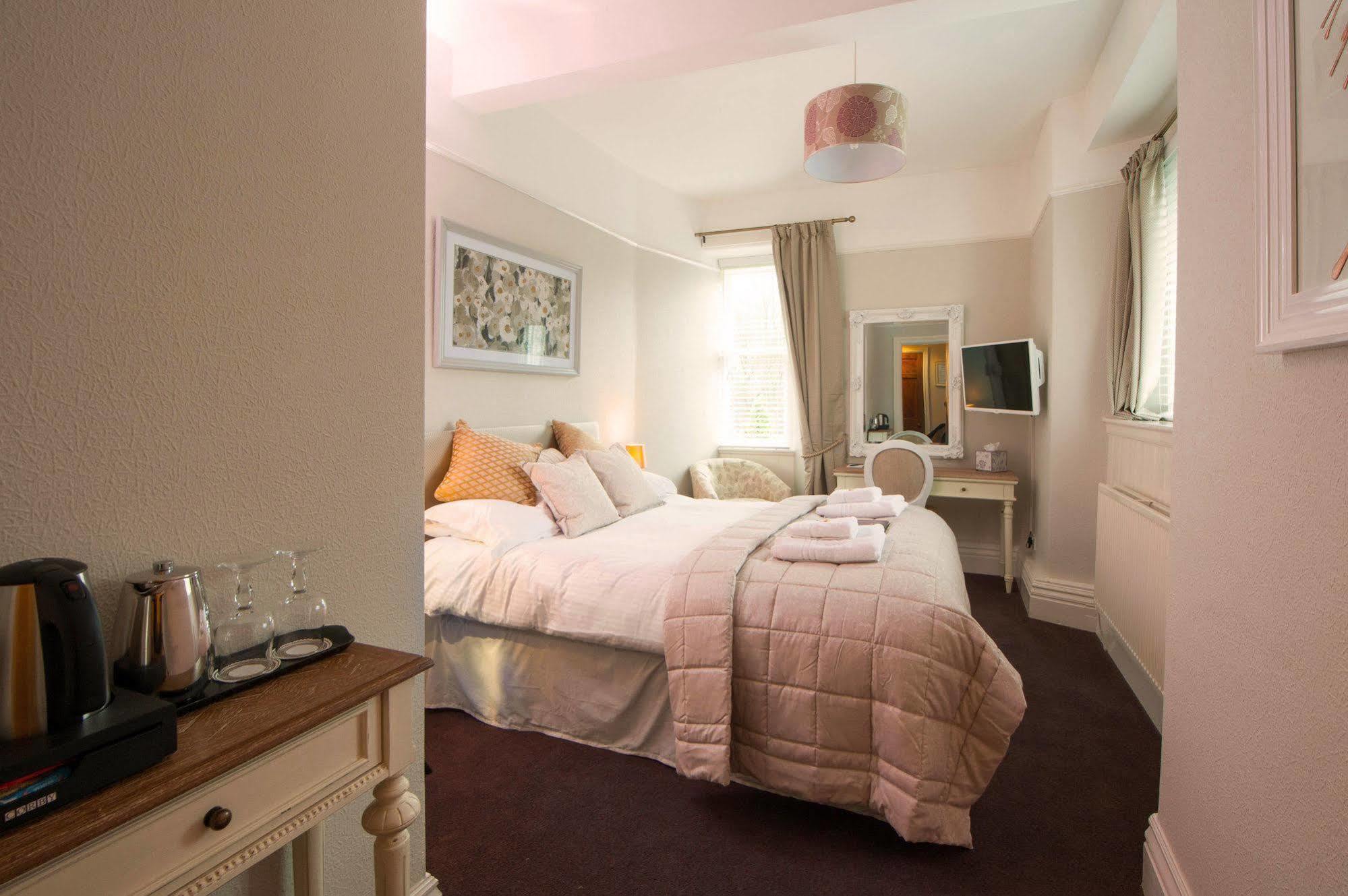Chestnuts Guest House (Adults Only) 温德米尔 外观 照片